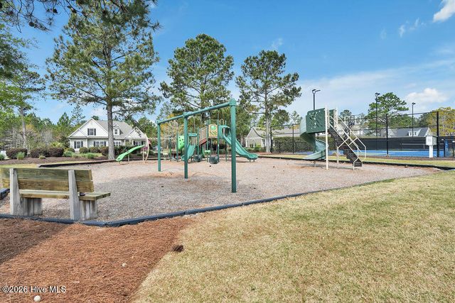 9599 Fallen Pear Lane NE, Leland, NC 28451