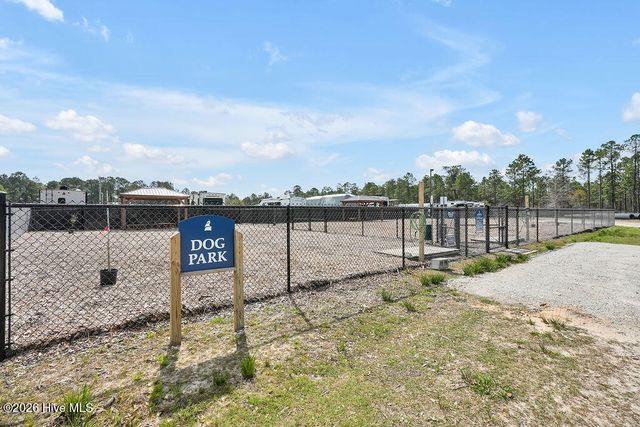 9599 Fallen Pear Lane NE, Leland, NC 28451