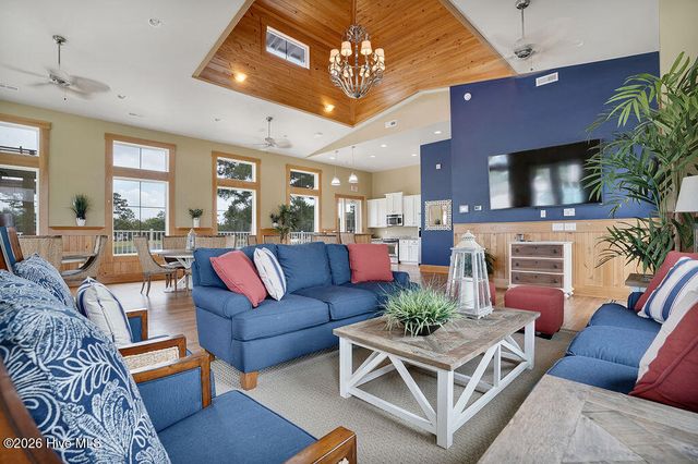 9599 Fallen Pear Lane NE, Leland, NC 28451