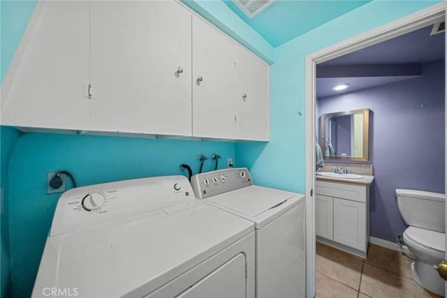 20717 Lemarsh C, Chatsworth, CA 91311