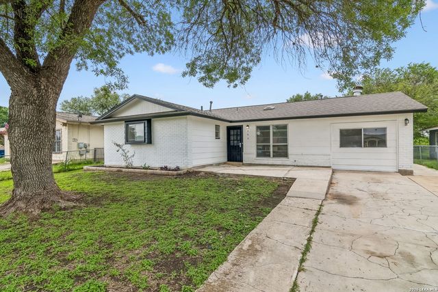 466 Maddux St, San Antonio, TX 78227