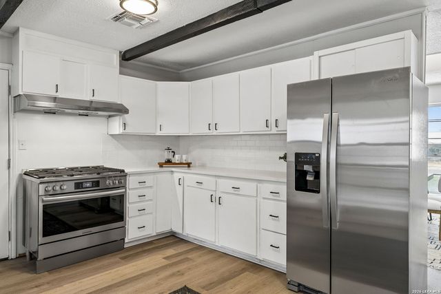 466 Maddux St, San Antonio, TX 78227