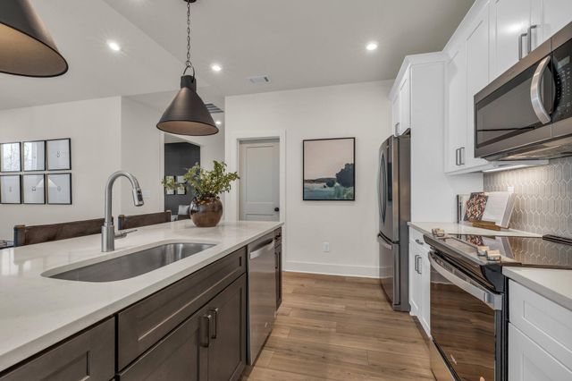 2608 Butlers Green Circle 11, Chattanooga, TN 37421