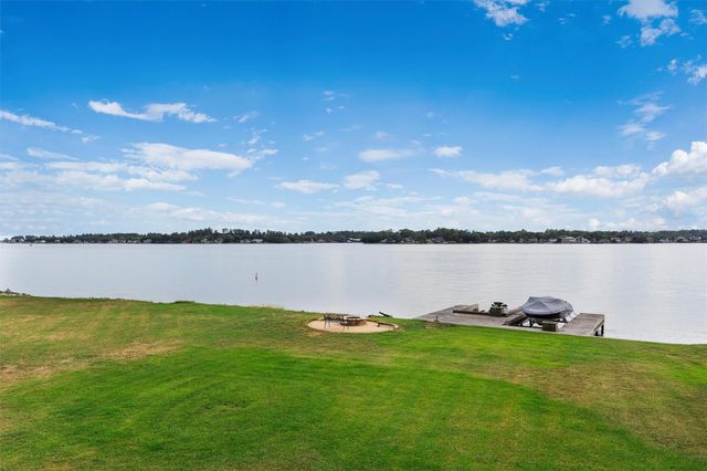 11507 Twain Drive, Montgomery, TX 77356
