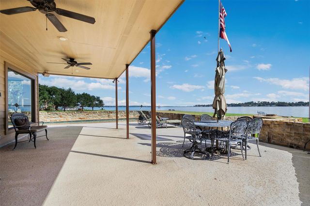 11507 Twain Drive, Montgomery, TX 77356