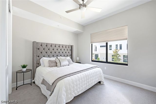 1111 CENTRAL AVE 205, Naples, FL 34102