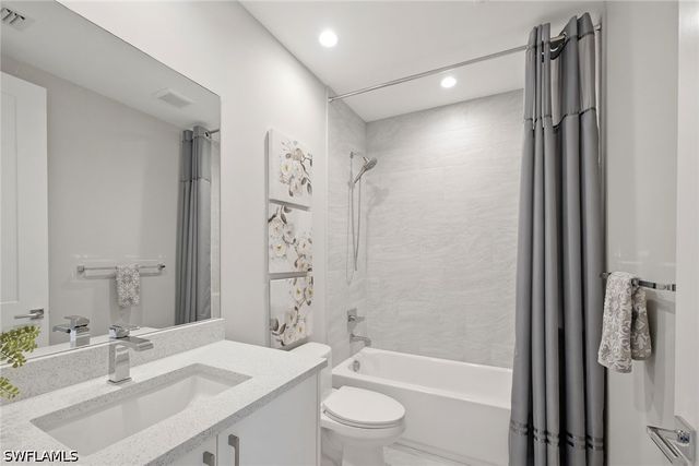 1111 CENTRAL AVE 205, Naples, FL 34102