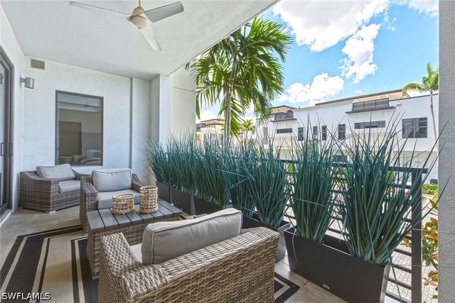 1111 CENTRAL AVE 205, Naples, FL 34102