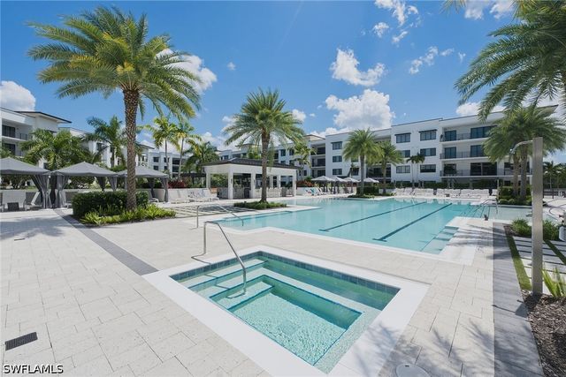 1111 CENTRAL AVE 205, Naples, FL 34102