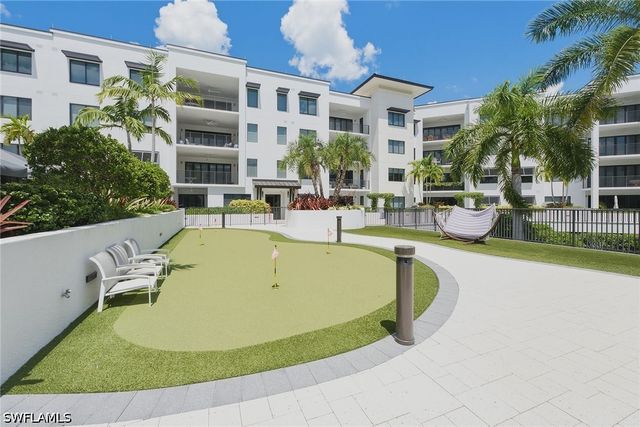 1111 CENTRAL AVE 205, Naples, FL 34102