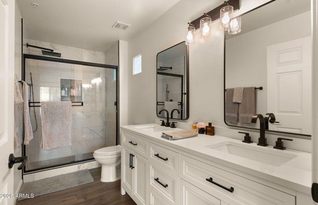 7936 E WILSHIRE Drive 203, Scottsdale, AZ 85257