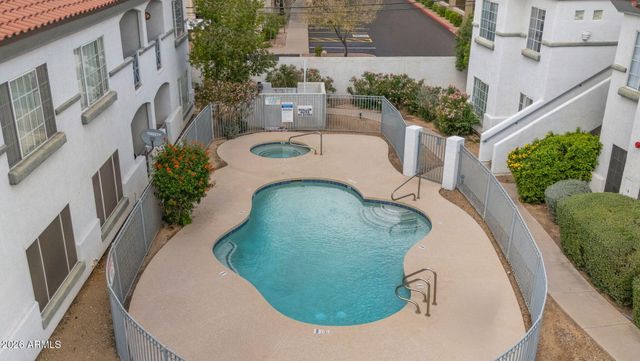 7936 E WILSHIRE Drive 203, Scottsdale, AZ 85257