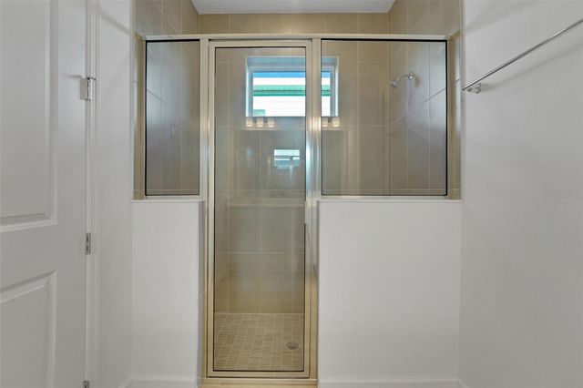 1006 FIESTA KEY CIRCLE, Lady Lake, FL 32159