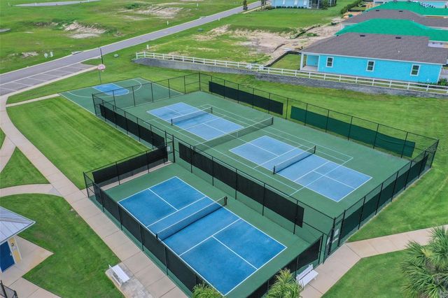 1006 FIESTA KEY CIRCLE, Lady Lake, FL 32159