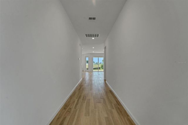 1006 FIESTA KEY CIRCLE, Lady Lake, FL 32159