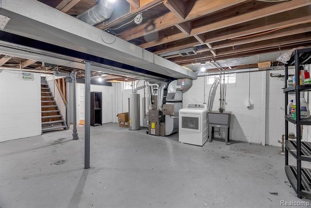 3831 Weddell Street, Dearborn, MI 48124