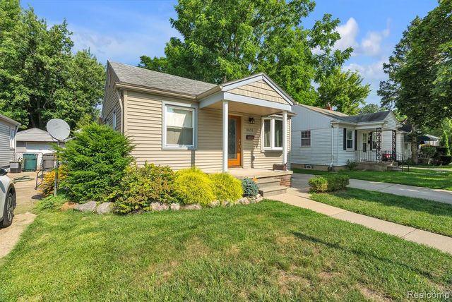 3831 Weddell Street, Dearborn, MI 48124