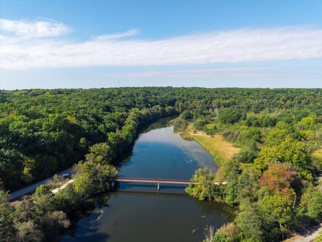 244 Barton Shore Drive, Ann Arbor, MI 48105