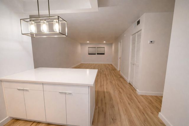 5525 SW 41st Street 105, Pembroke Pines, FL 33023