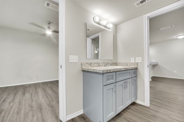 6108 Abrams Road 201, Dallas, TX 75231