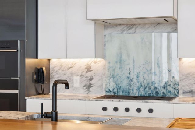 255 Hennepin Ave 3201, Minneapolis, MN 55408