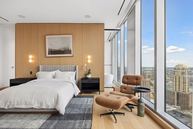 255 Hennepin Ave 3201, Minneapolis, MN 55408