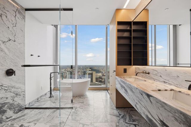 255 Hennepin Ave 3201, Minneapolis, MN 55408