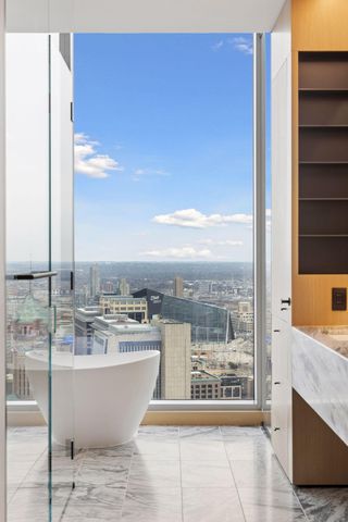 255 Hennepin Ave 3201, Minneapolis, MN 55408