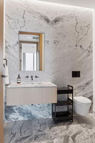 255 Hennepin Ave 3201, Minneapolis, MN 55408