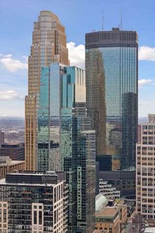 255 Hennepin Ave 3201, Minneapolis, MN 55408