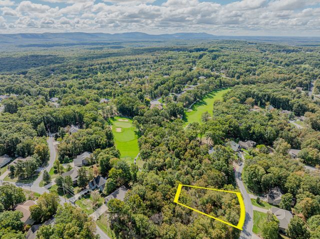 184 Trentwood Drive, Crossville, TN 38558