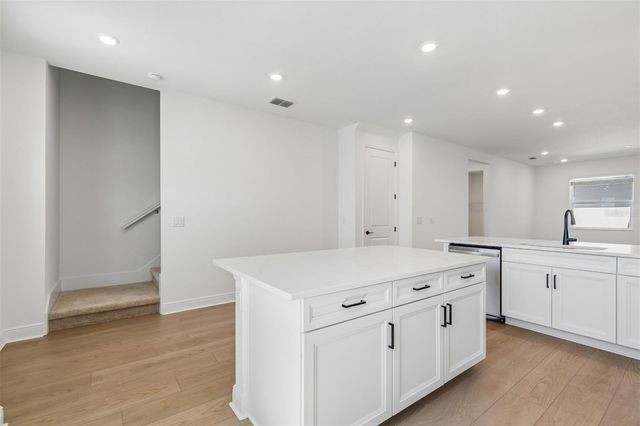 8119 SEAFLOWER PARKWAY, Bradenton, FL 34210