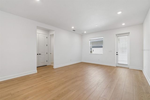 8119 SEAFLOWER PARKWAY, Bradenton, FL 34210