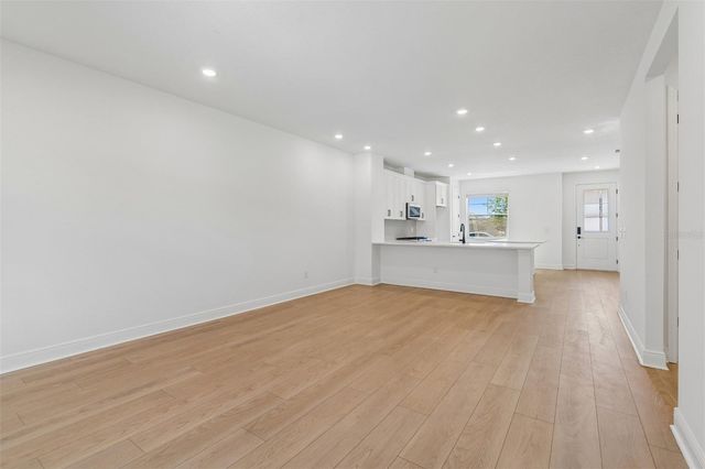 8119 SEAFLOWER PARKWAY, Bradenton, FL 34210