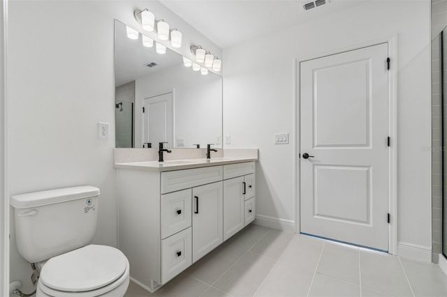 8119 SEAFLOWER PARKWAY, Bradenton, FL 34210