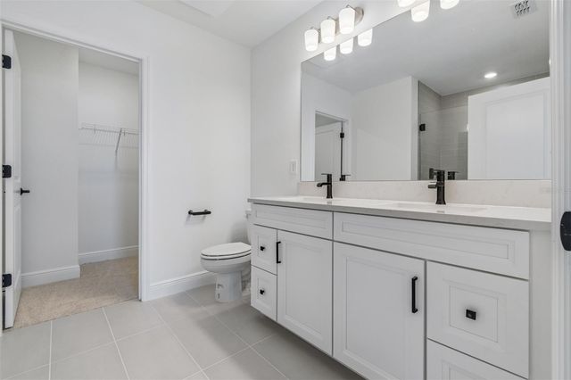 8119 SEAFLOWER PARKWAY, Bradenton, FL 34210