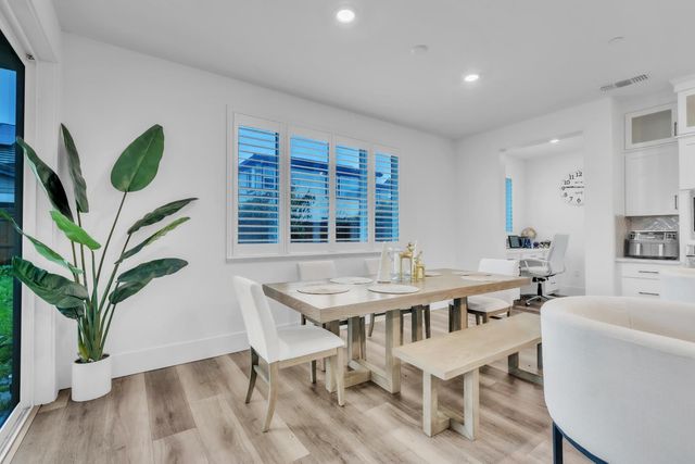 2751 Macabee Dr, Lathrop, CA 95330