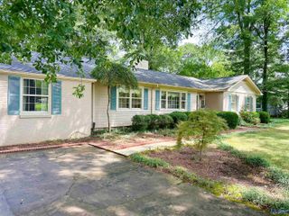 2014 Eastmeade Avenue, Decatur, AL 35601