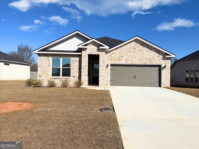 417 Otters Ridge Drive, Kathleen, GA 31047