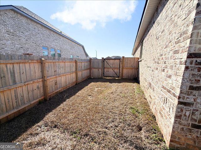 417 Otters Ridge Drive, Kathleen, GA 31047