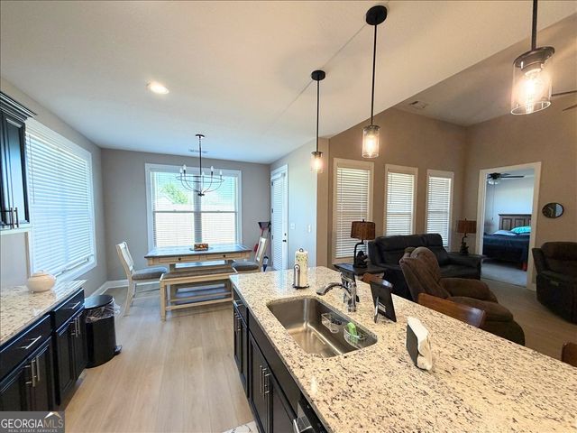 417 Otters Ridge Drive, Kathleen, GA 31047