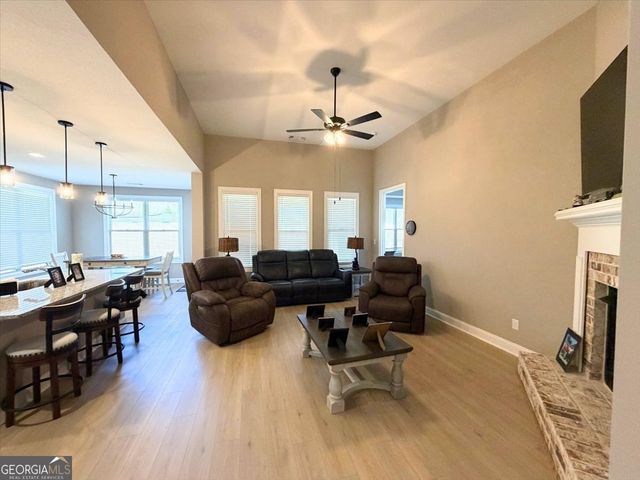 417 Otters Ridge Drive, Kathleen, GA 31047