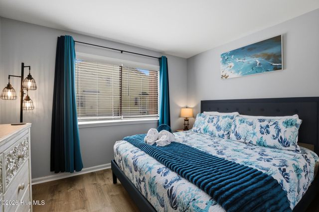 1101 Lake Park Boulevard S Unit C5, Carolina Beach, NC 28428