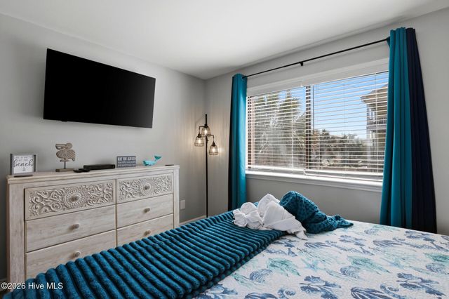 1101 Lake Park Boulevard S Unit C5, Carolina Beach, NC 28428