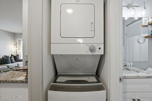 1101 Lake Park Boulevard S Unit C5, Carolina Beach, NC 28428