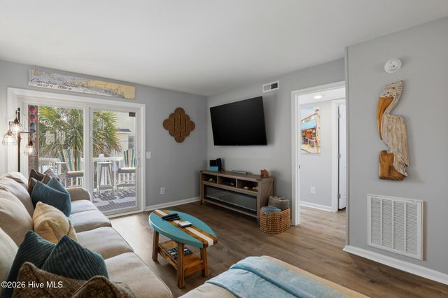 1101 Lake Park Boulevard S Unit C5, Carolina Beach, NC 28428