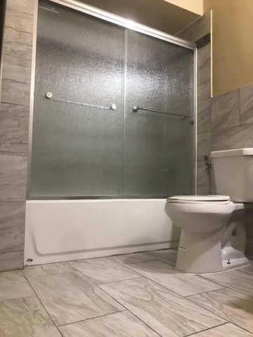 9350 Country Creek Drive 1, Houston, TX 77036