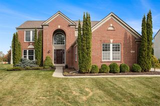 8215 Hummingbird Dr Drive, Ypsilanti, MI 48197