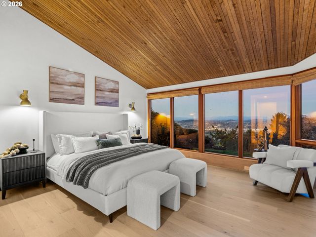 1209 Sw HESSLER Dr, Portland, OR 97239