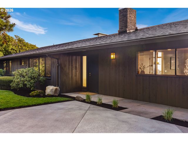 1209 Sw HESSLER Dr, Portland, OR 97239